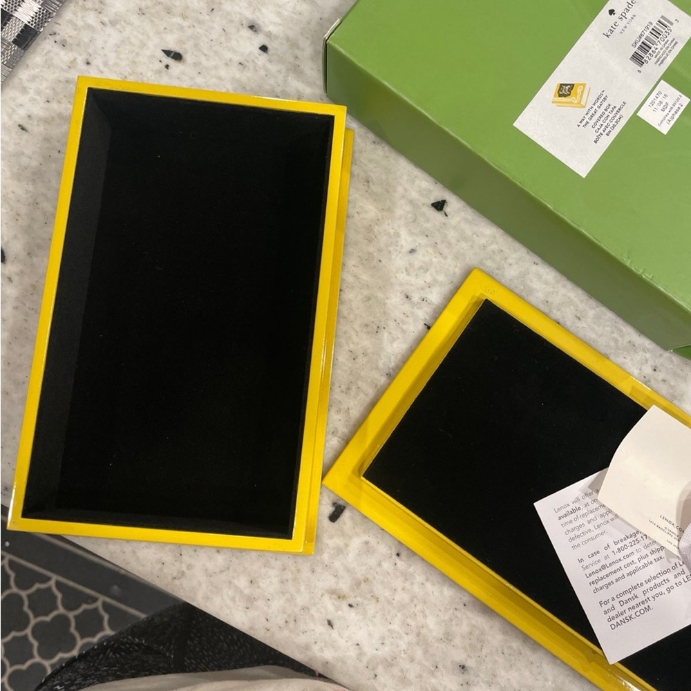Kate Spade Green Covered Box - Picture 6 of 6